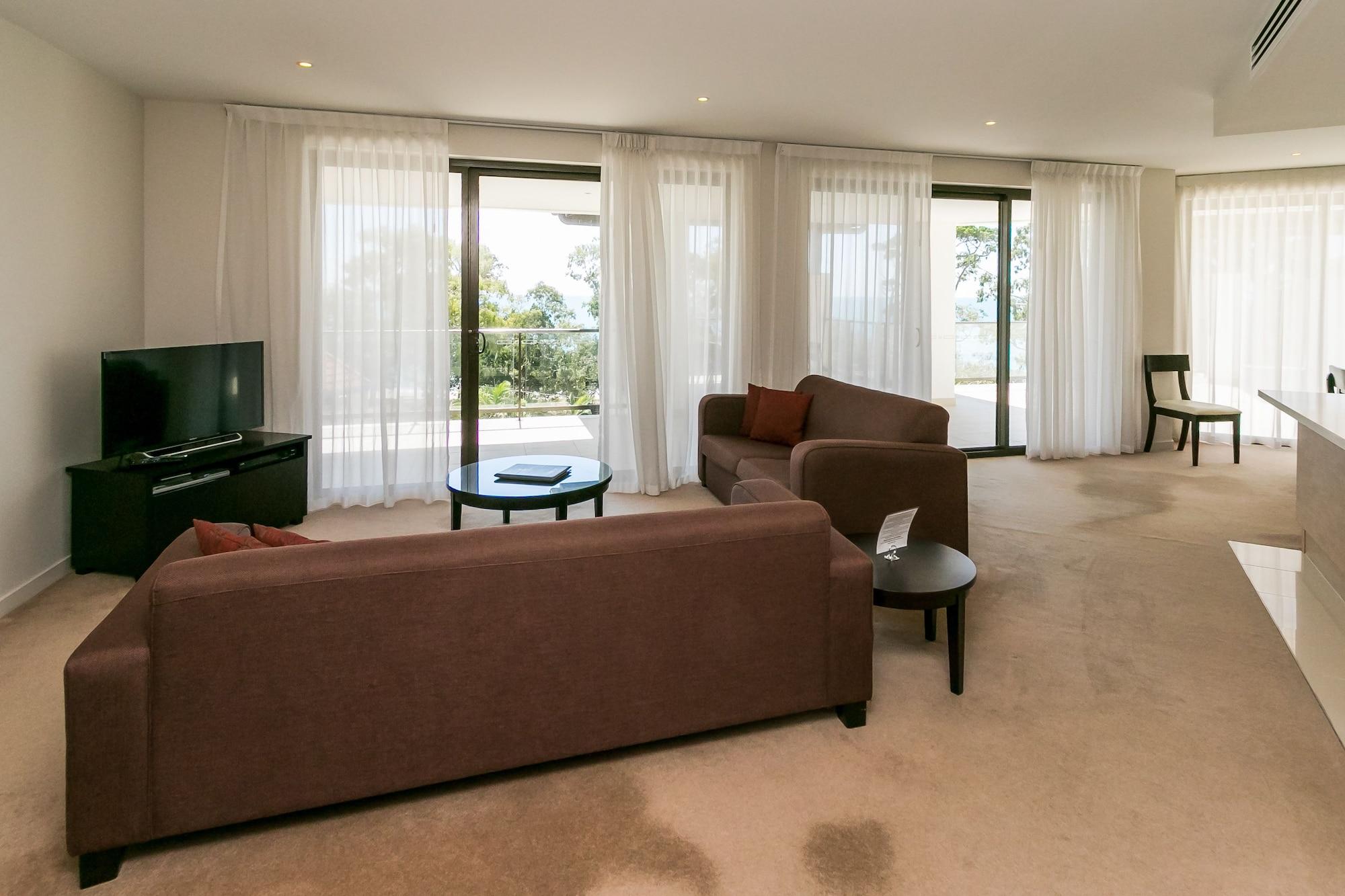 Grand Mercure Allegra Hervey Bay Esterno foto A living room