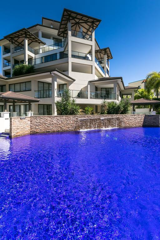 Grand Mercure Allegra Hervey Bay Esterno foto The pool at the W Hotel