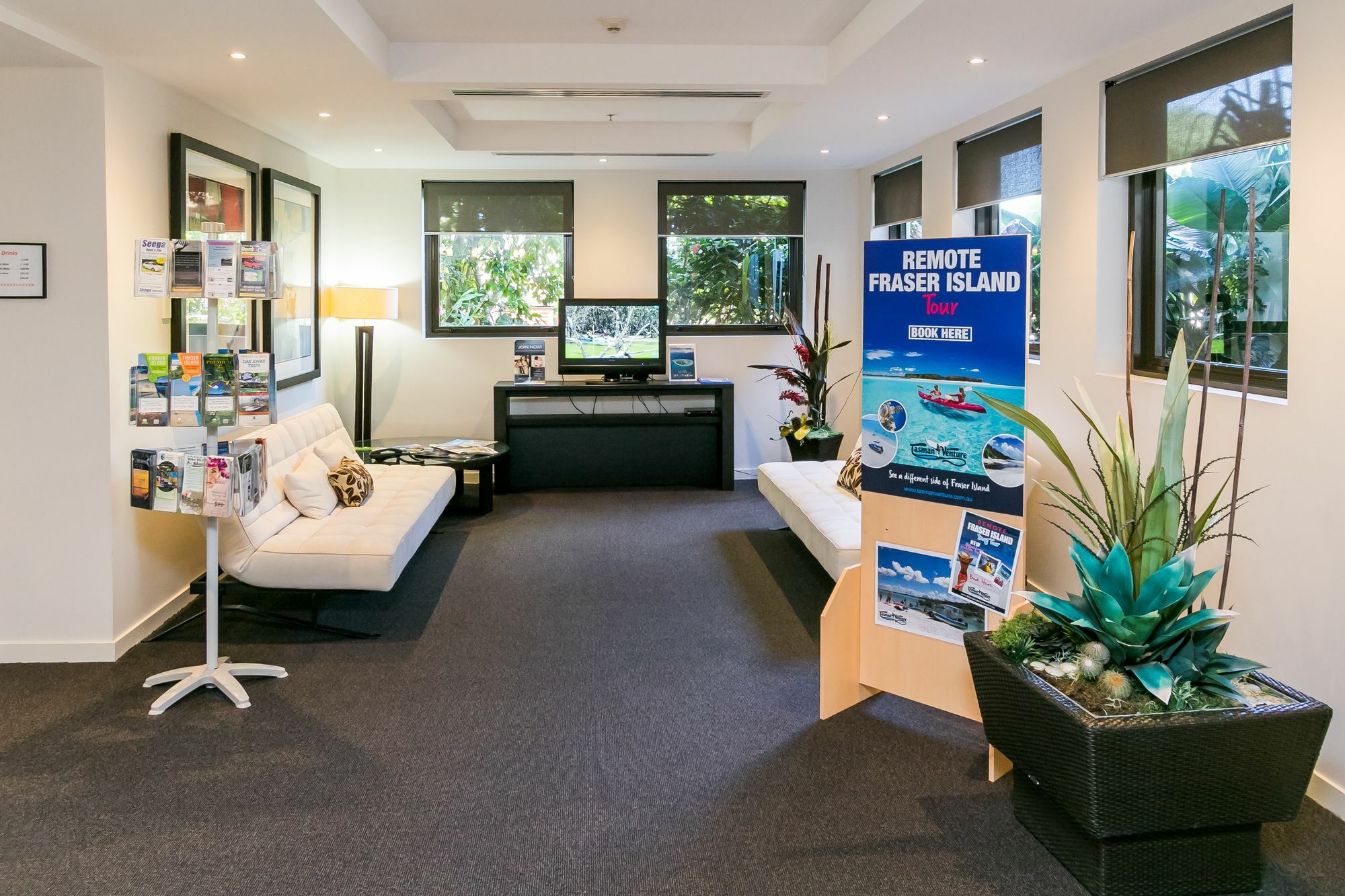 Grand Mercure Allegra Hervey Bay Esterno foto Fraser Island Visitor Centre